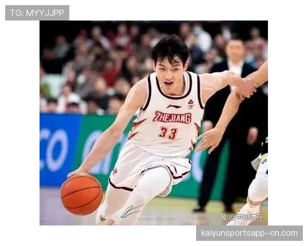 上海王哲林25分15篮板统治内线 成逆转北京关键功臣 上海王哲林25分15篮板统治内线 成逆转北京关键功臣